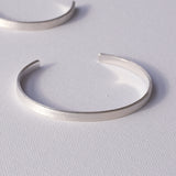 TUOHI Jewelry MUOTO Ellipse Bangle Cuff