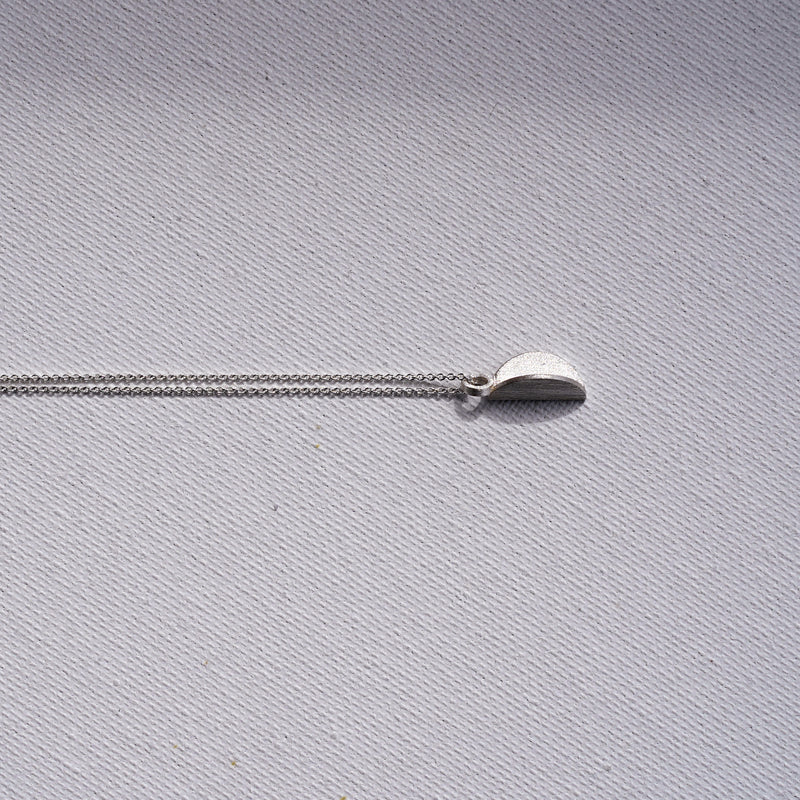 TUOHI Jewelry TAITE Semicircle Necklace, Small